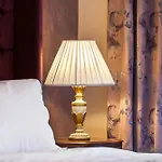 Kyniska Palace Conference & 5* ميستراس