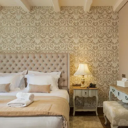 Hotel Kyniska Palace Conference &