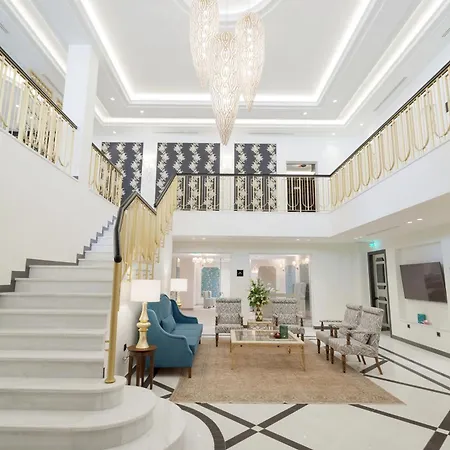 Kyniska Palace Conference & 5*