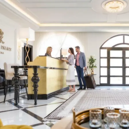 Kyniska Palace Conference &