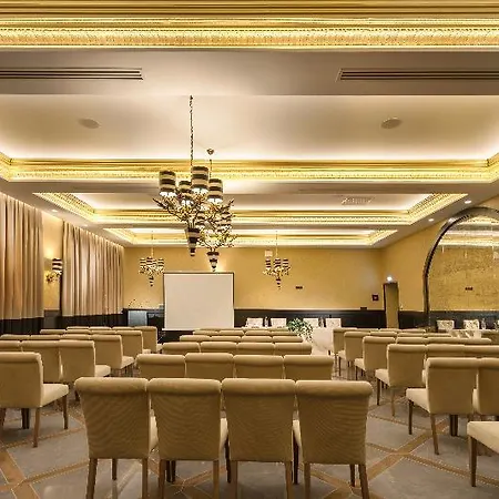 Kyniska Palace Conference &