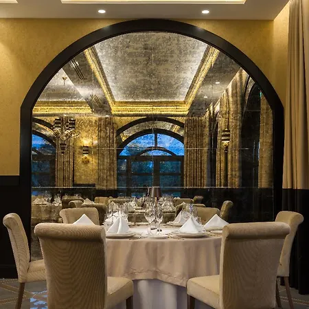 Kyniska Palace Conference & Hotel 5*