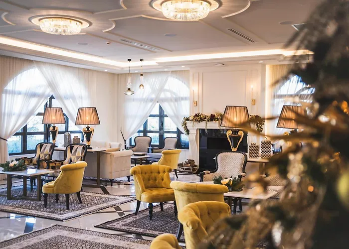 Kyniska Palace Conference &