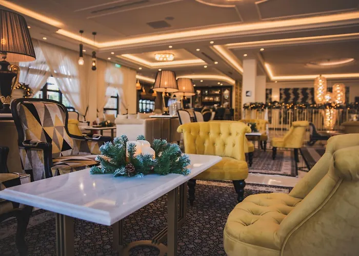 Kyniska Palace Conference & 5* מישטראש