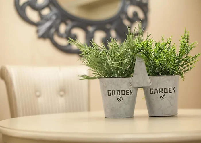 Kyniska Palace Conference & מלון מישטראש