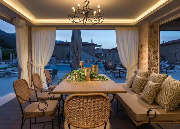 Hotel Kyniska Palace Conference & Mystras