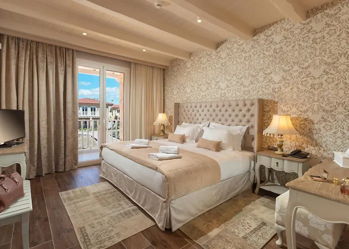 Kyniska Palace Conference & Mystras