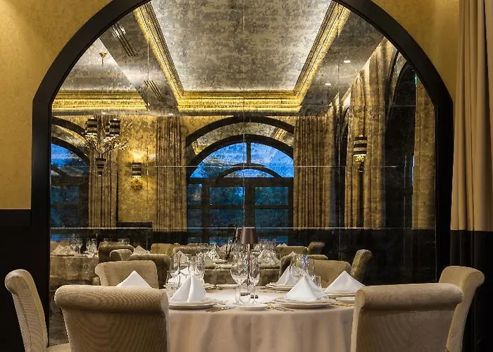 Kyniska Palace Conference & Отель 5*